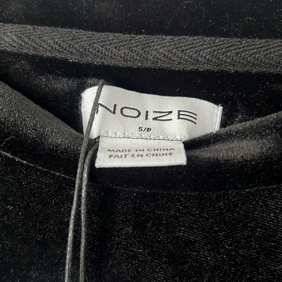 NOIZE BLACK VELVET EDITH SWEATSHIRT - Picture 2 of 3